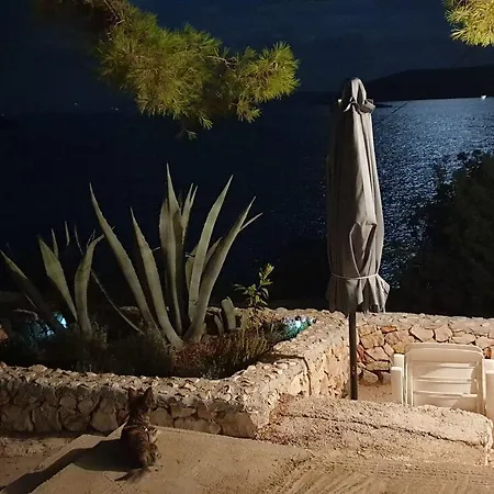 Natad * Vinišće