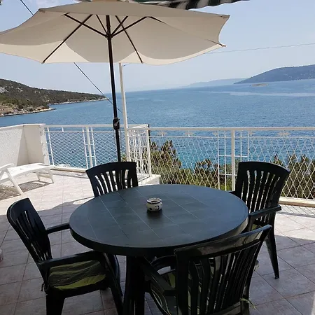 Natad * Vinišće
